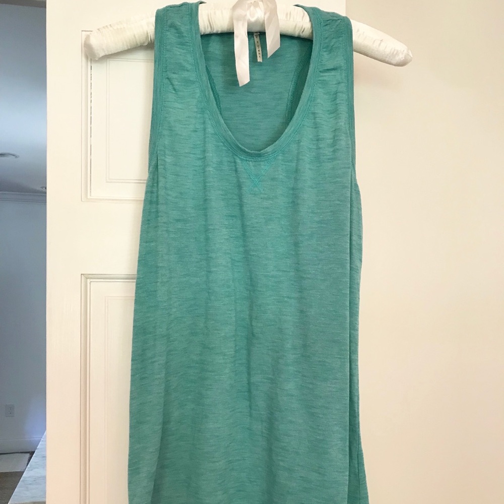 Great Turquoise Razorback Tank - Picture 2 of 2
